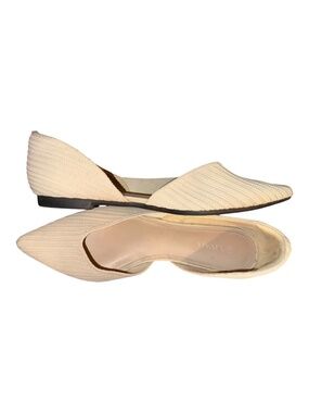 Vivaia Melina D’Orsay Point Toe Cream Flats 39